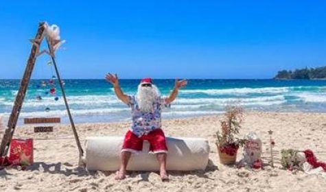 Christmas Santa photos Narrawallee Beach